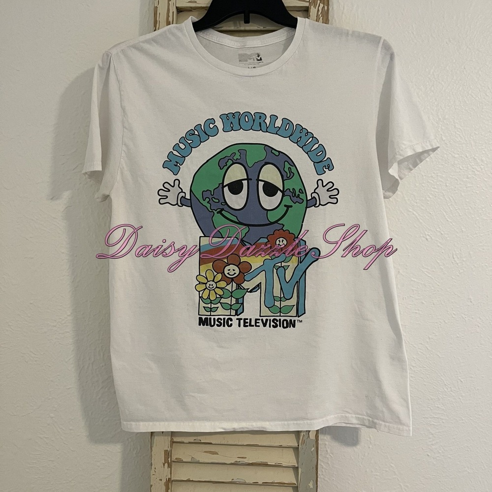 MTV Music Worldwide Men's Graphic T-shirt Size Large MTV Brand Shirt MTV Logo